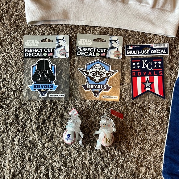 Vintage Kansas City Royals Sweatshirt and Tote Set - Picture 3 of 4